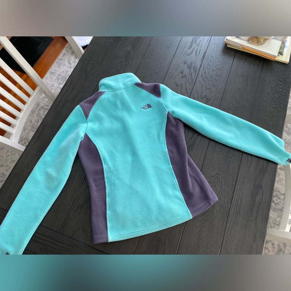 The North Face Women’s Turquoise and Gray Fleece Hoodie - Picture 6 of 12